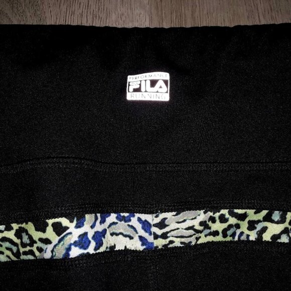 Fila Sport Running Cropped Capri Leggings Size Large Black Green Leopard Print - Picture 6 of 7